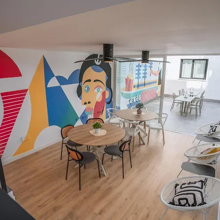 Konukevi Live It Málaga